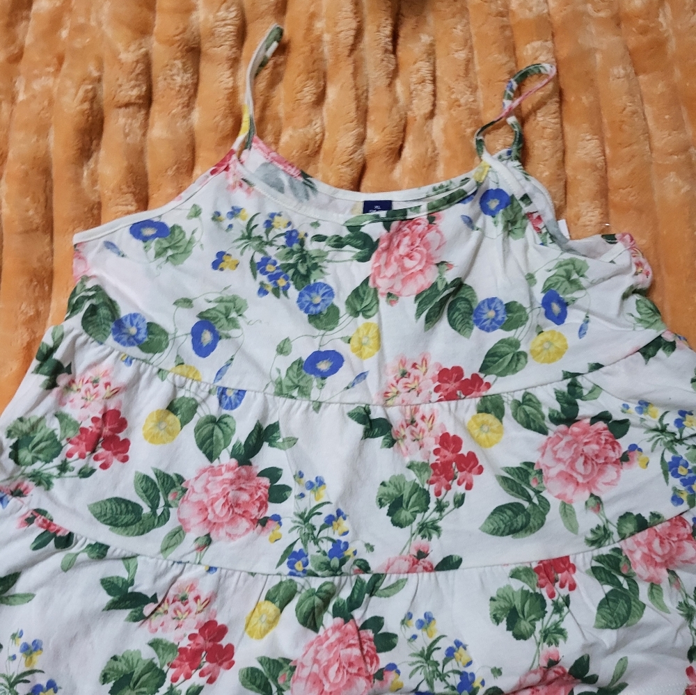 🌞 Old Navy spaghetti strap top NWT - Picture 2 of 3
